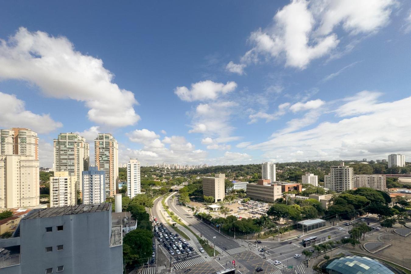 サンパウロ360 Brooklinアパートメント エクステリア 写真